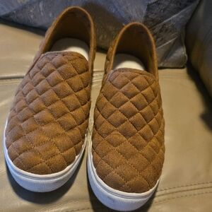 Quilted Brown Casual Slip-Ons